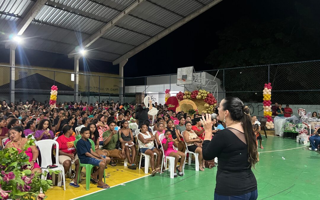 Prefeita Fabiana Mendes realiza maior festa em homenagem às mães de Presidente Vargas