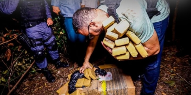 Polícia Militar apreende quase uma tonelada de maconha em Paço do Lumiar