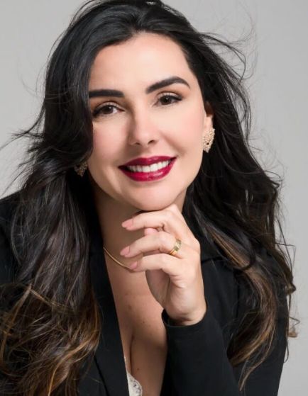 Hoje é dia dela! Feliz aniversário prefeita Fabiana Mendes
