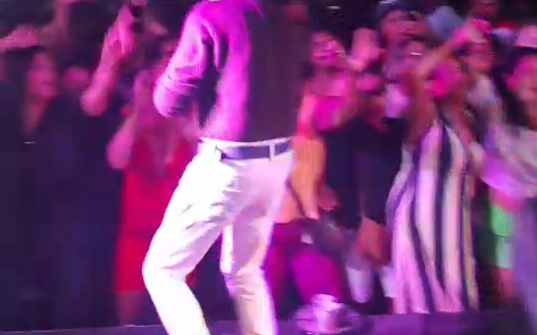 Show de Gonzaga Junior marca celebração do Dia do Servidor em Presidente Vargas