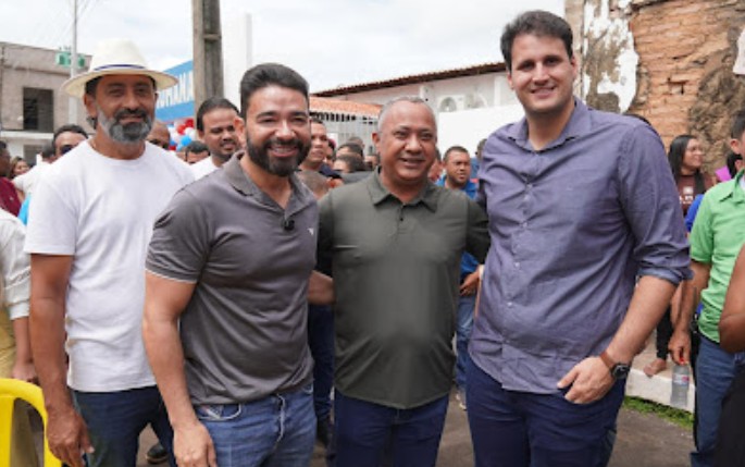 Em Peritoró, prefeito Preto acompanha agenda do secretário Orleans Brandão