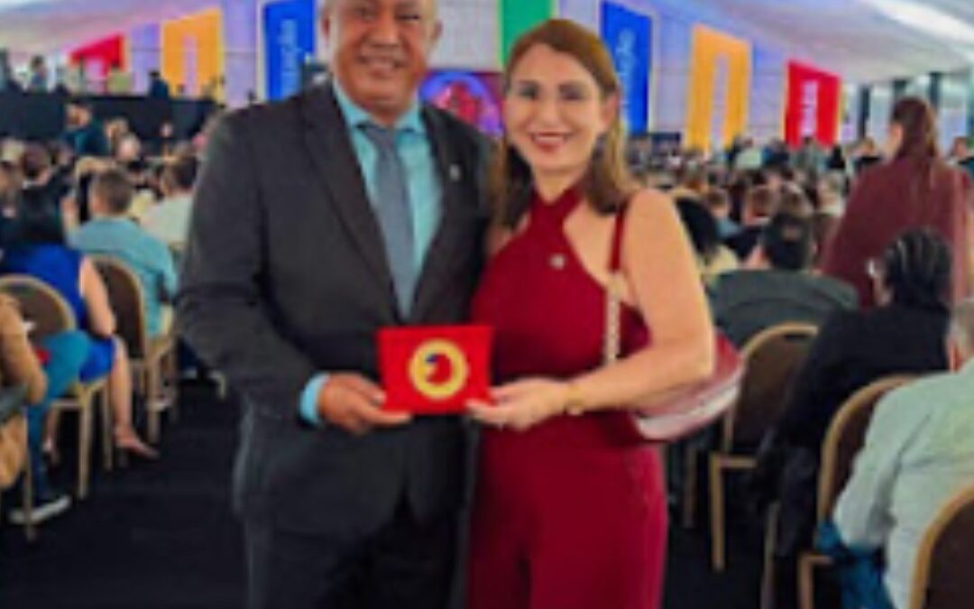 Vargem Grande conquista reconhecimento nacional e prefeito Preto recebe Selo Ouro da Alfabetização em Brasília