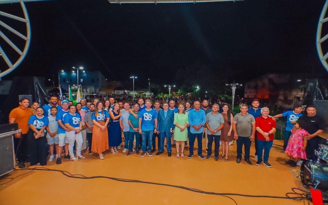 Prefeito Preto inaugura nova Praça Neuza Portela com espaços de lazer e convivência, em Vargem Grande