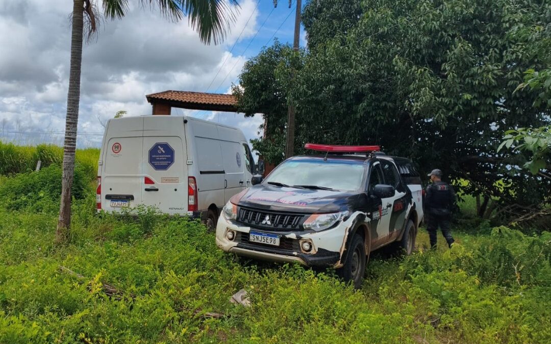 Criminosos roubam carga de cigarros, faz motorista refém e abandona veículo em Itapecuru-Mim
