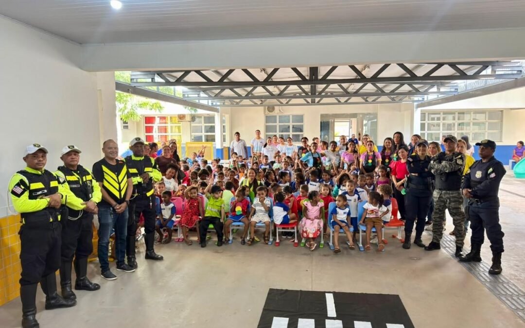 Guarda Municipal participa de ação educativa sobre trânsito em escola de Vargem Grande