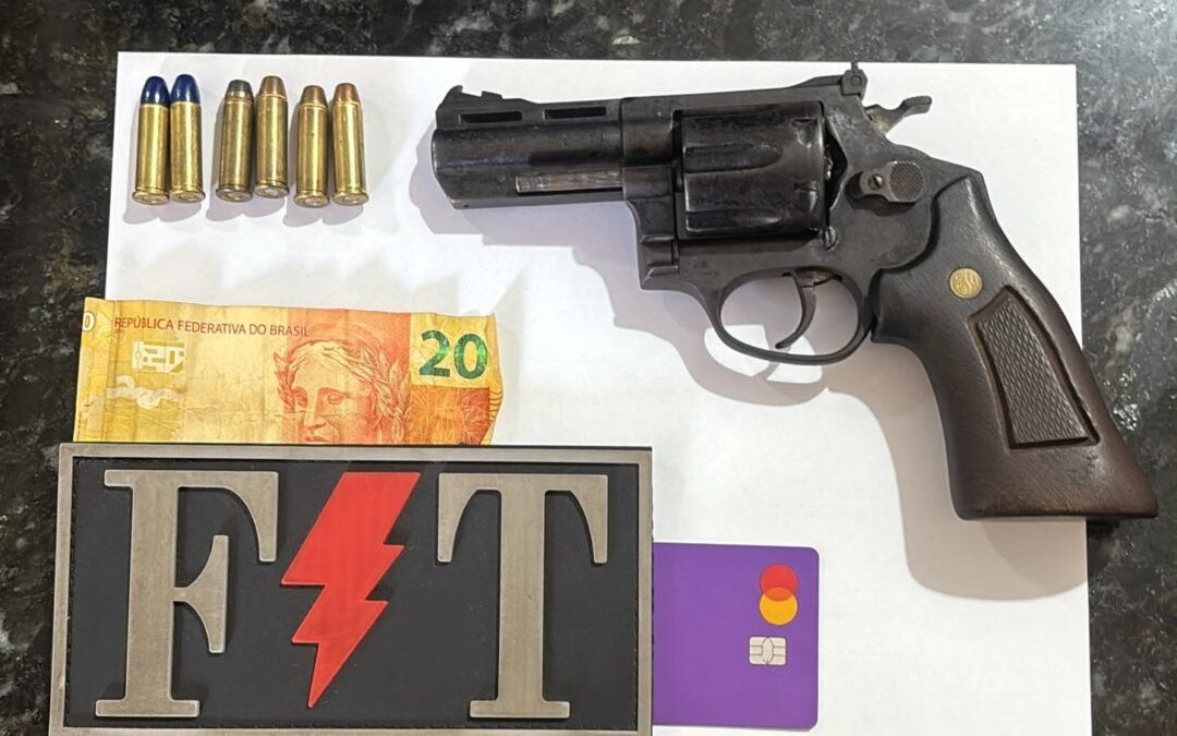Motociclista é preso com arma de fogo após fugir de abordagem policial em Itapecuru-Mirim